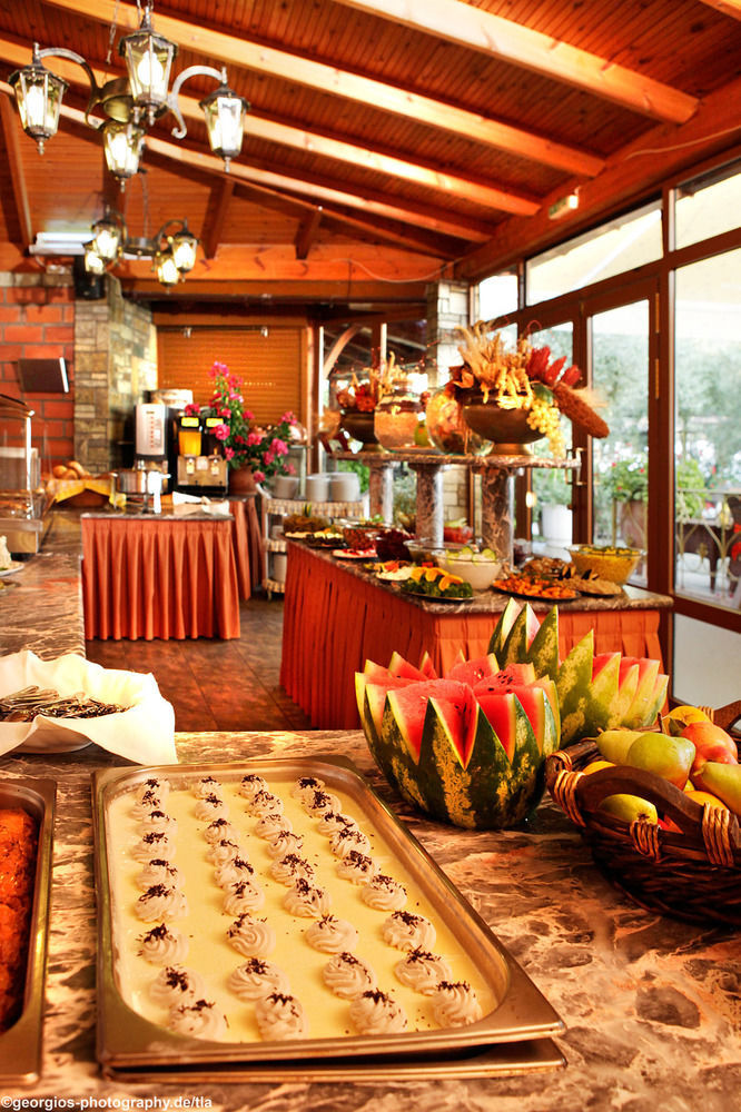 Martha'S Haus Hotel Jerakiní Kültér fotó
